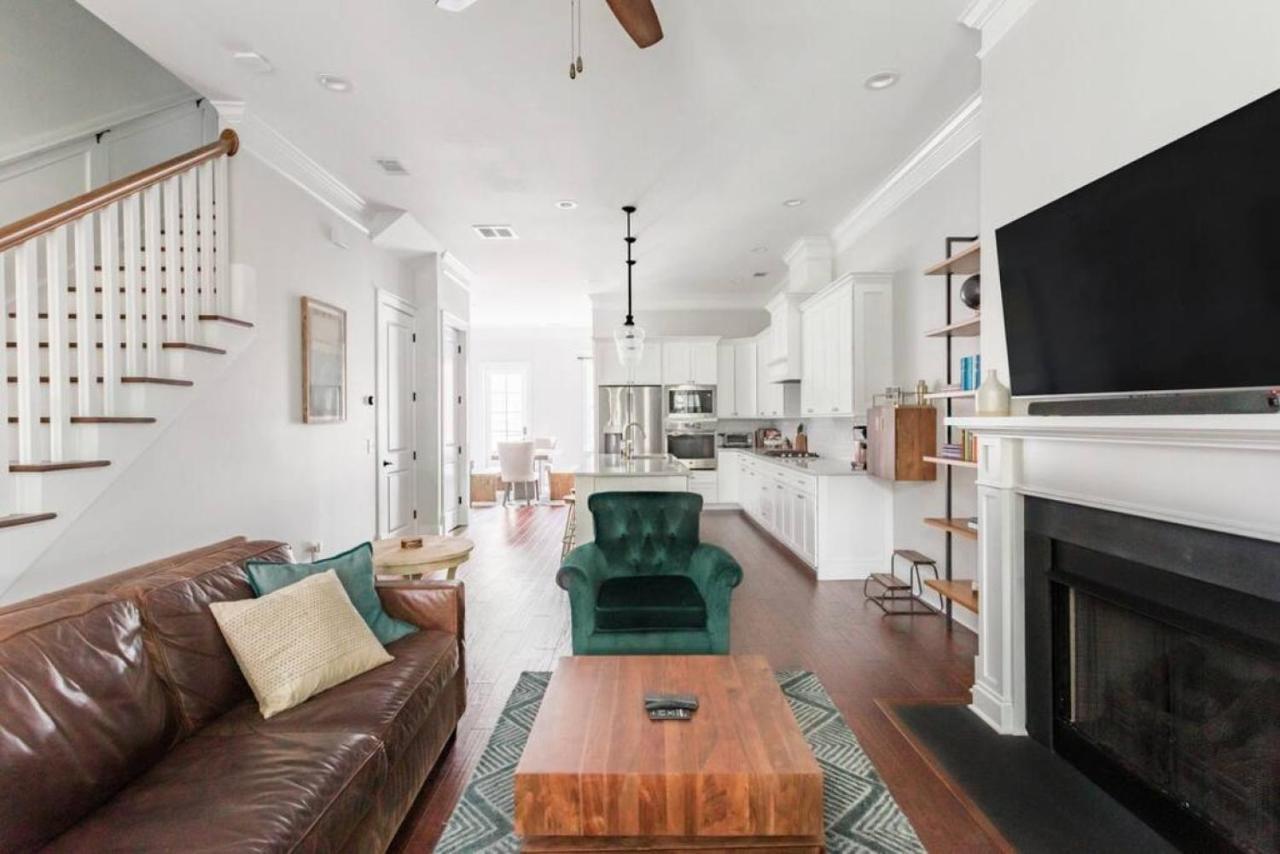 3 Bedroom Liberty House In Downtown With Parking Holiday home Savannah